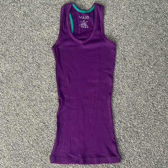 Tank top - Picture 1 of 3